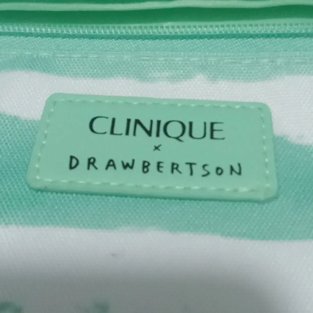 Clinique stylish bag